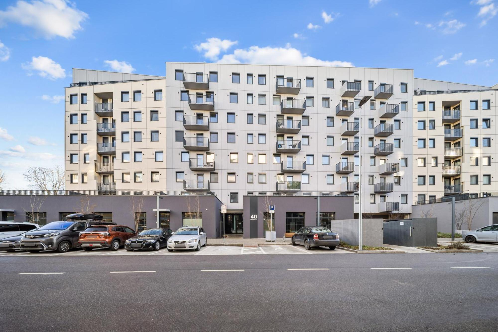 Modern 2-bedroom In The Heart Of Appartamento *